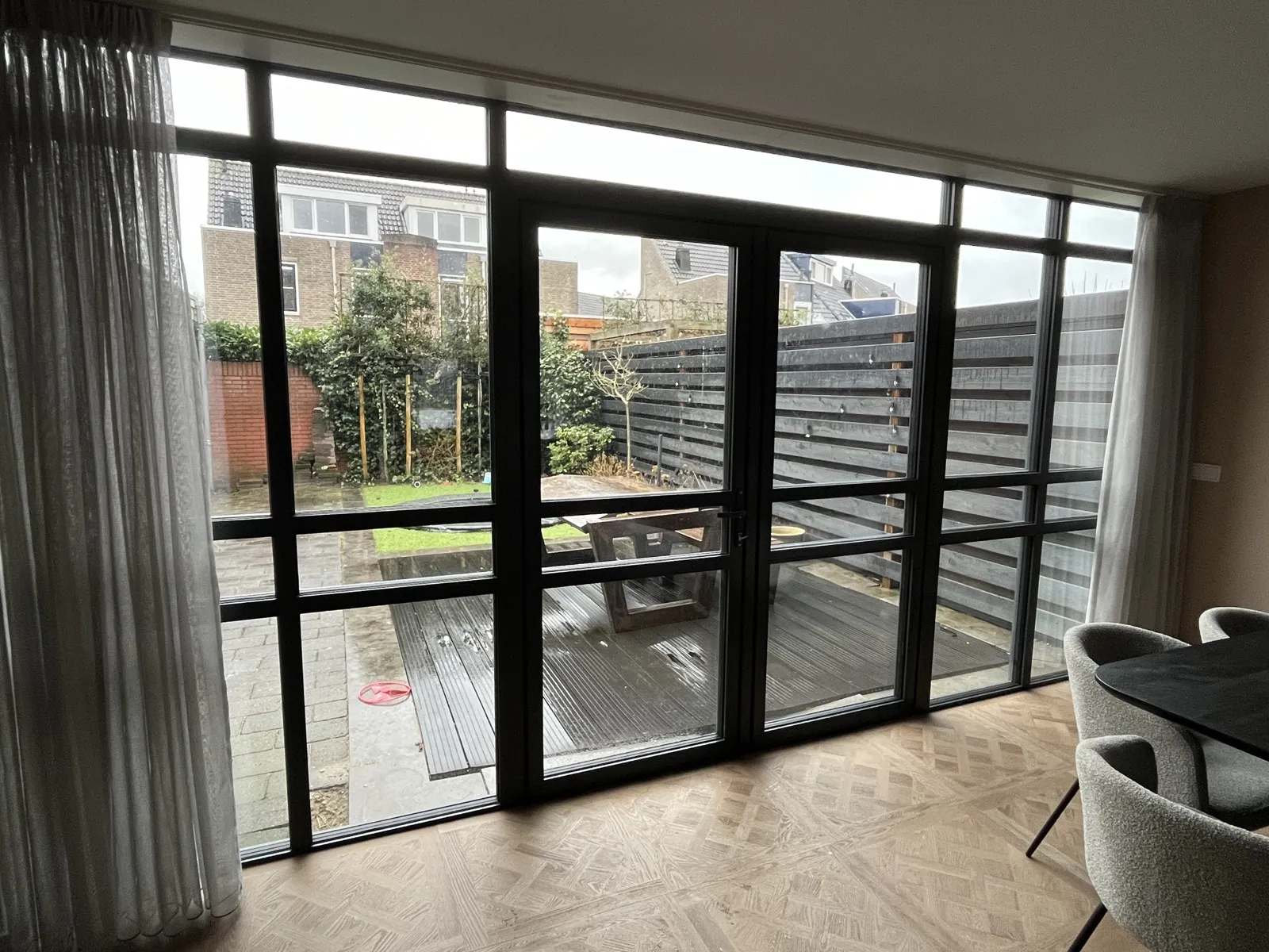 Steel-look pui Etten-Leur, foto 3